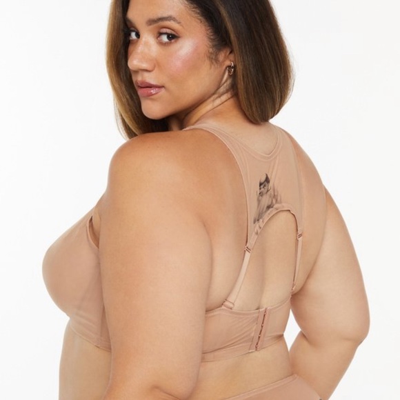 Tattooed Tricot High-Neck Bra - Picture 5 of 5